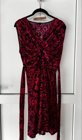 Robe imprimée sans manches rose 