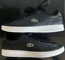 Neuwertige Lacoste Sneakers in schwarz EUR 40