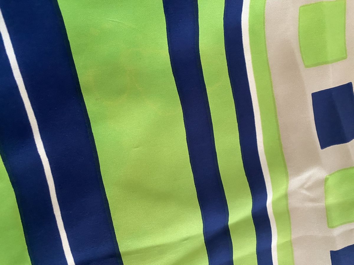 Foulard & Sciarpe: Seiden Schal 🌸 – Usato da Opfikon venduto da Luis144 5