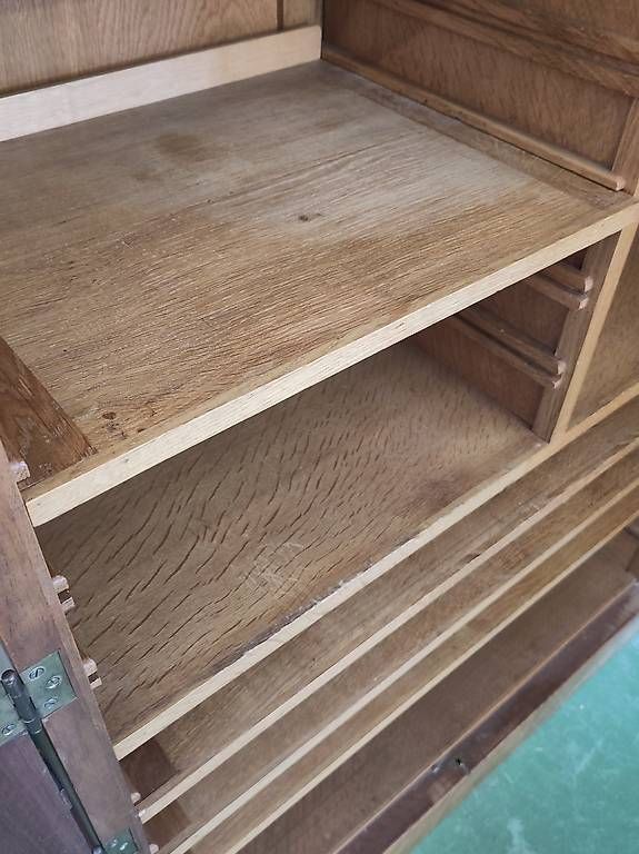 Armadi: Antiker Schrank mit Regalen – Usato da Pratteln venduto da Cartonsducoeur_bl 2