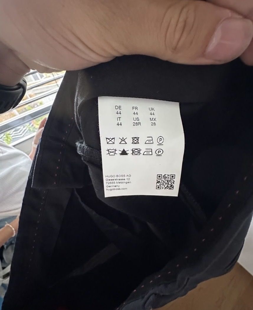 Hugo Boss Completi, tute sportive e funzionali: Anzug – Nuovo (secondo la descrizione) da Wangen b. Olten venduto da oli_f9b8 1