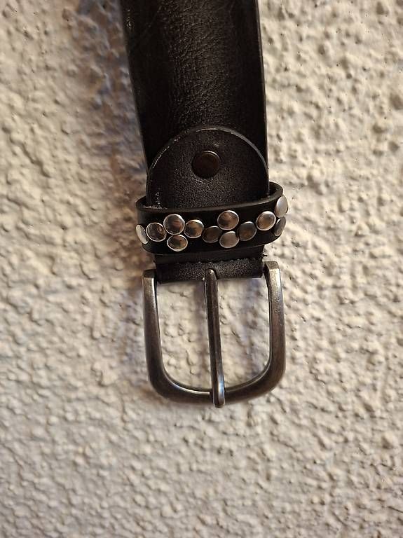 Ceintures: Schöner Ledergürtel mit Muster – D'occasion à Belp par ced_y8hx 3