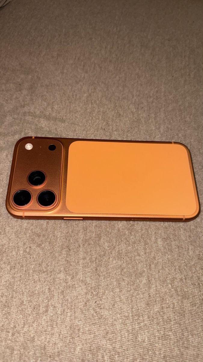 Apple Portables: I Phone 17 pro Max – Neuf (Voir description) à Bottighofen par str_y8p8