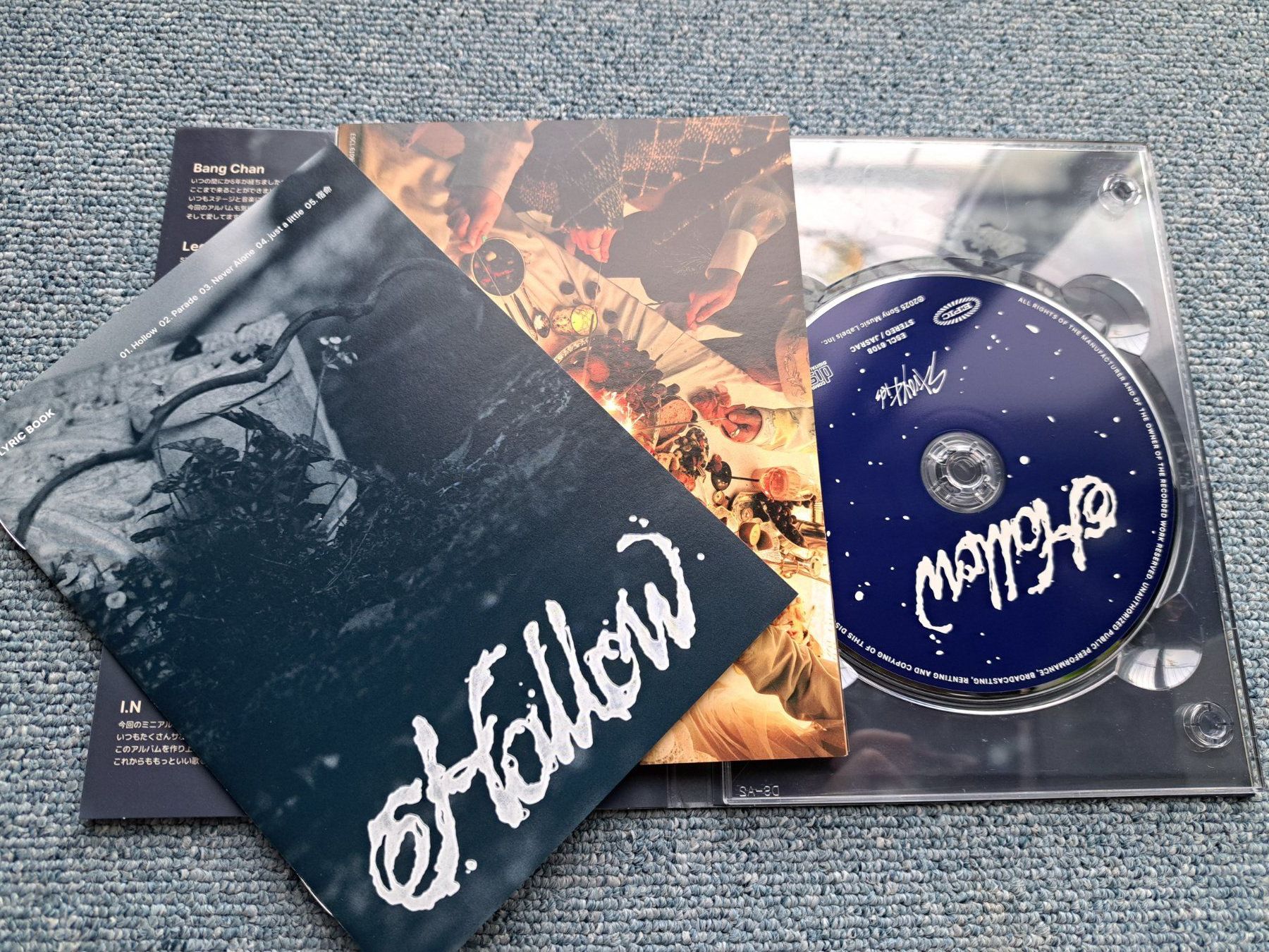 CDs: Stray Kids Hollow Album Japan Limited ver. C + Zine + Bilder – Gebraucht aus Killwangen von KIANA08 4