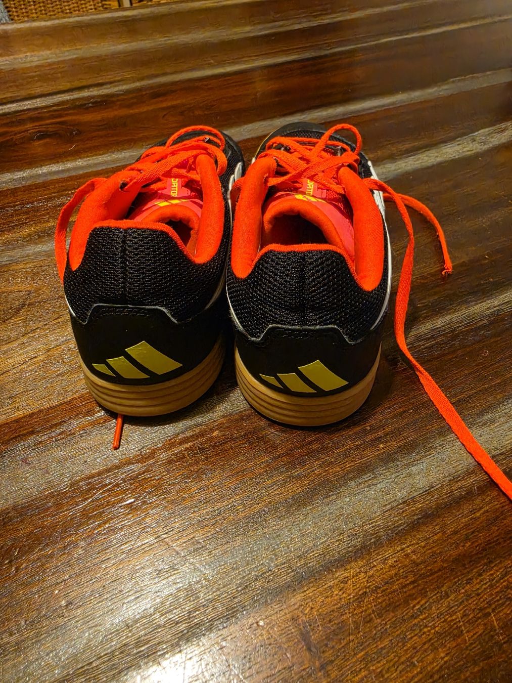 Scarpe per ragazzi: Adidas Predator Hallenschuh – Usato da Langnau im Emmental venduto da Ramona910 2