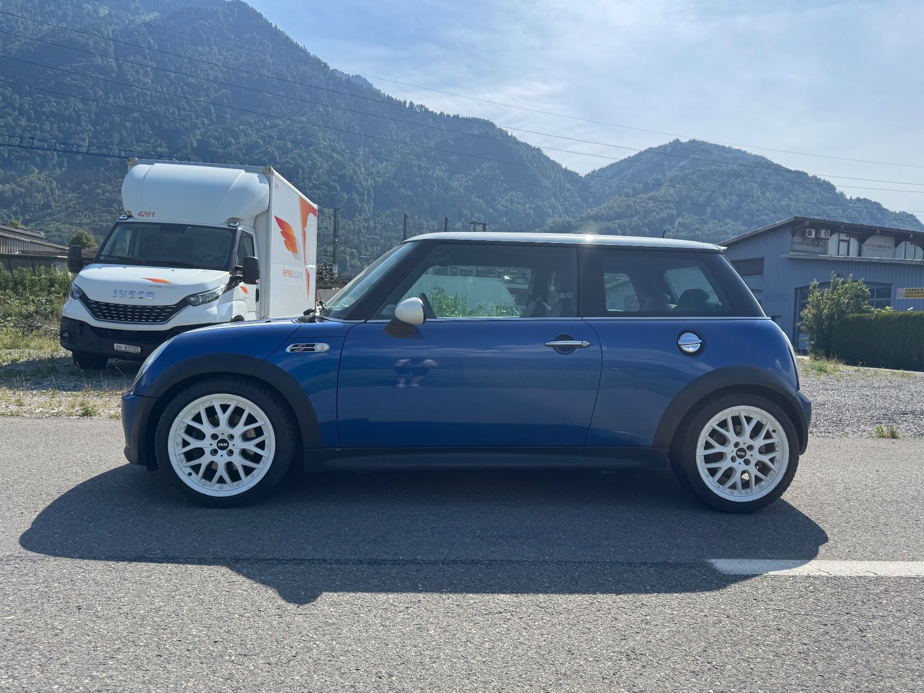 Mini Autos: Mini Cooper S 1.6 blue – D'occasion à Bilten par g-m-w 2