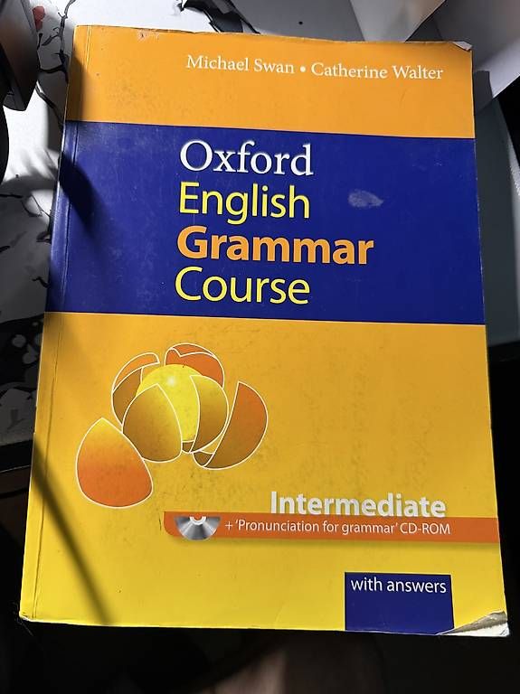 Libri: Oxford English Grammar Course Intermediate – Usato da Zürich venduto da emi_9jp6