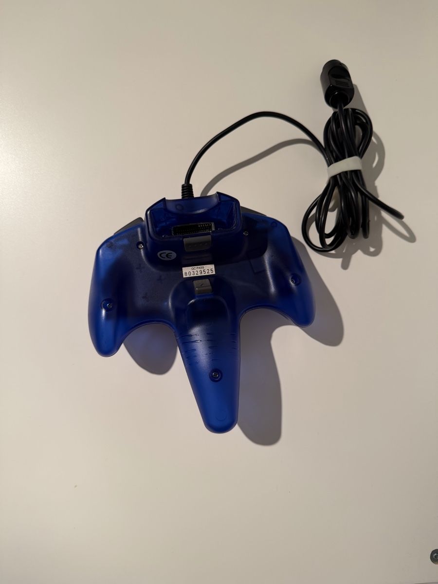 Controller: Top Game Controller für Nintendo 64 blau – Usato da Uster venduto da kat_yk8h 1