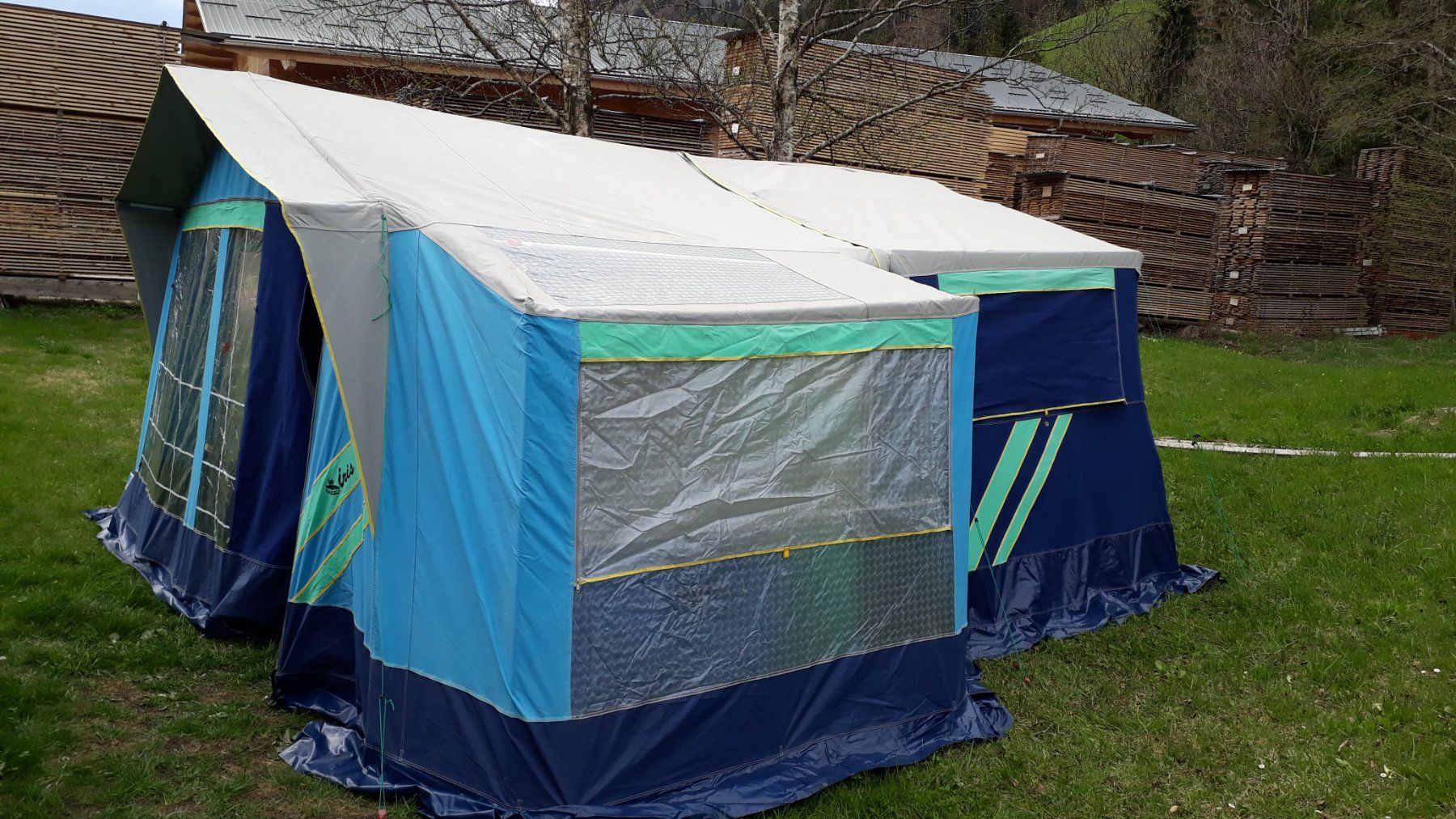 Veicoli da campeggio: Zeltklappanhänger – Usato da Marbach Lu venduto da Wcsm 1