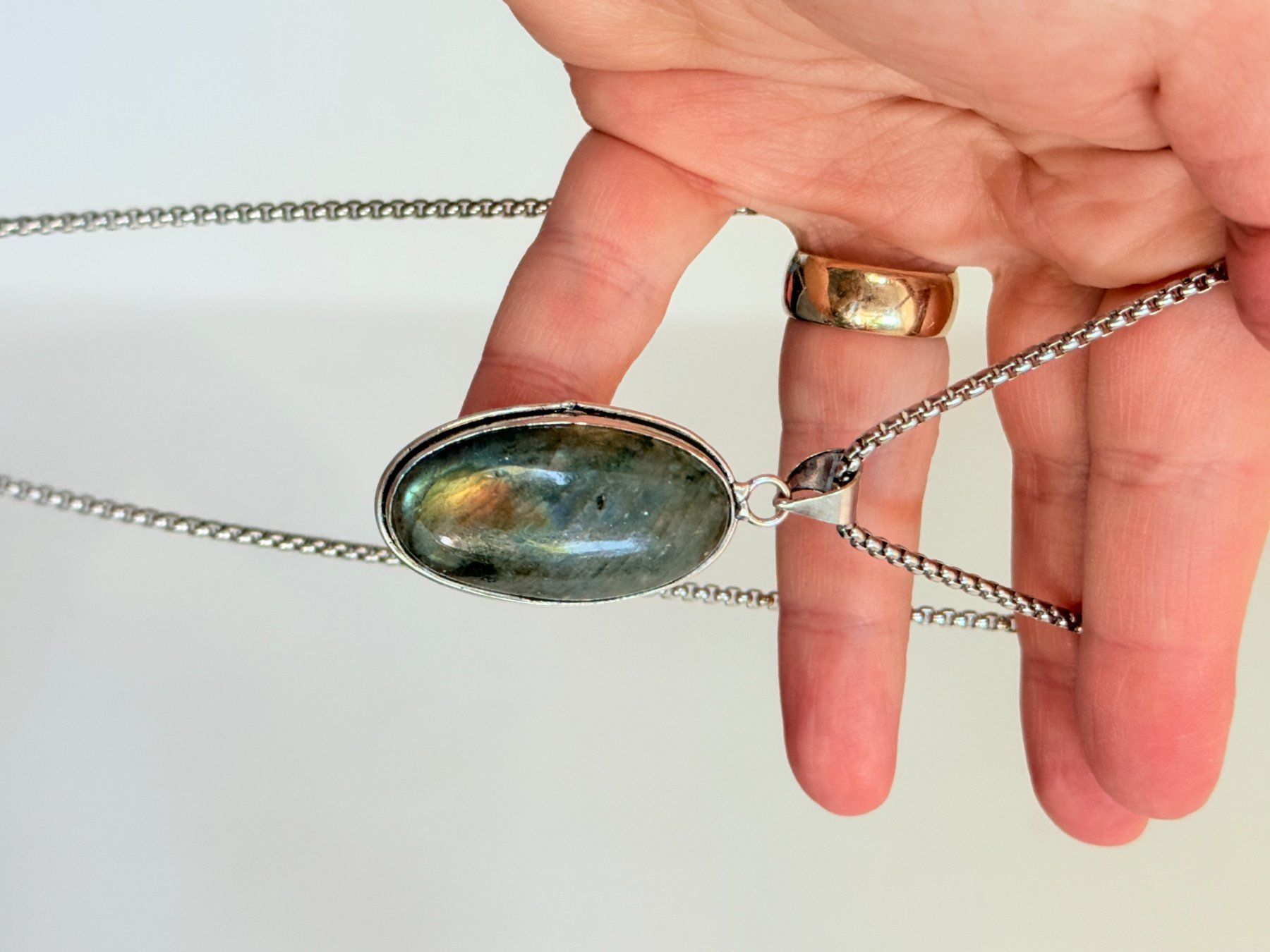 Pietre preziose: Pendentif Labradorite - Élégance Minérale – Nuovo e nell'imballaggio originale da Genève venduto da AWWA 9