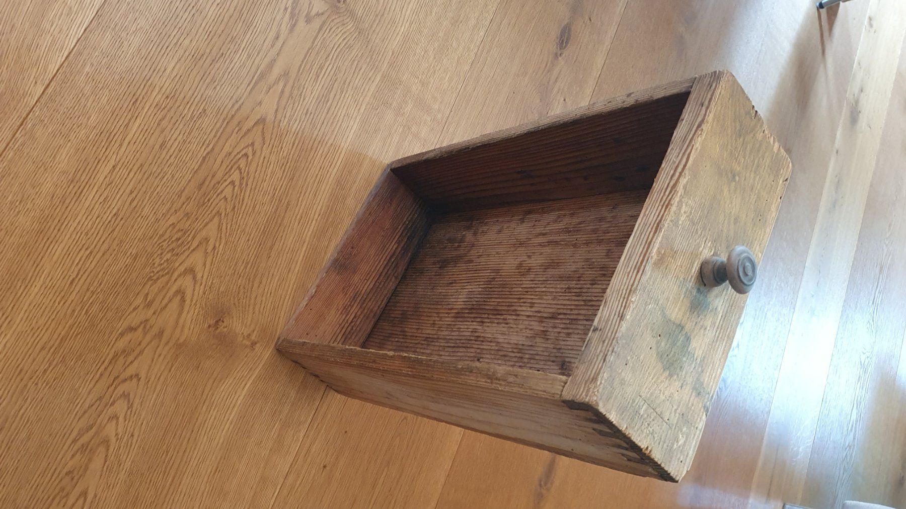Articoli in legno: Alt und Antik – Usato da Summaprada venduto da swiss4860 2