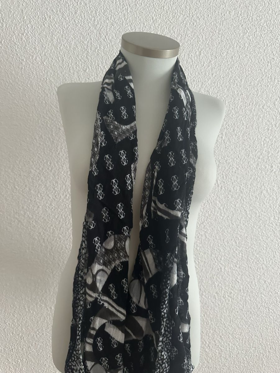 Guess Foulards & écharpes: Schal – D'occasion à Buttikon SZ par Dana2002