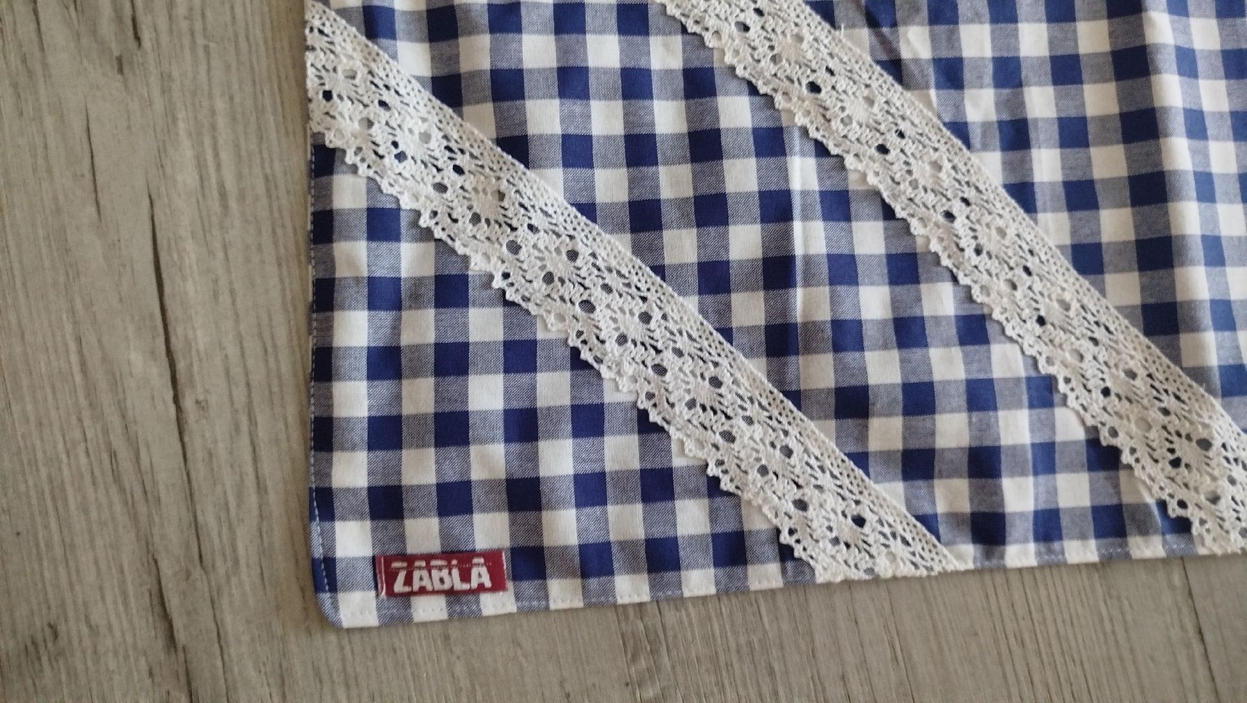 Sonstige Tischwäsche: Tischläufer Karomuster blau-weiss mit Spitze – Gebraucht aus Glashütten von lightmoon 2