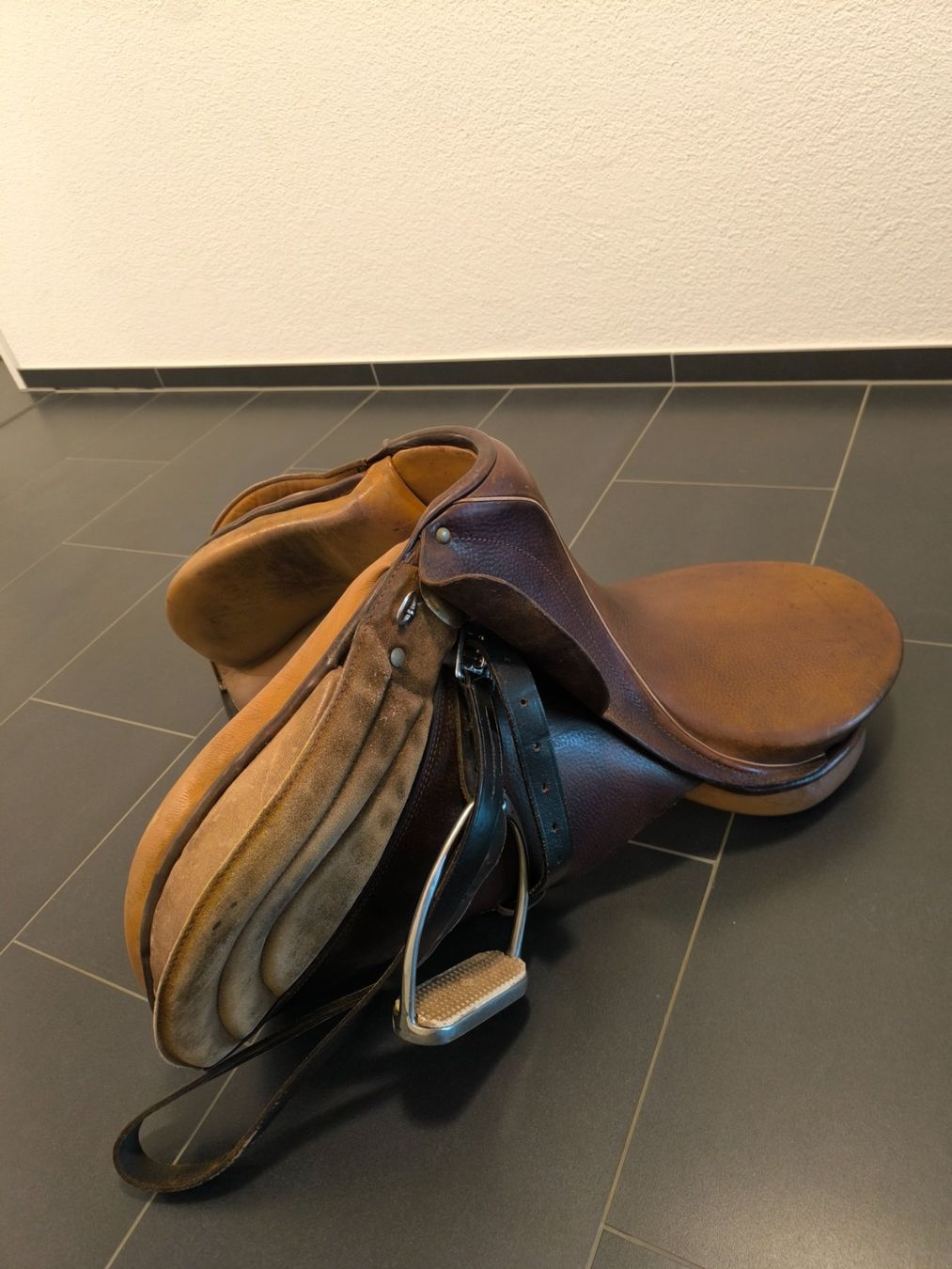 Selles, accessoires: Sattel – D'occasion à Oberägeri par mad_lb9l 2