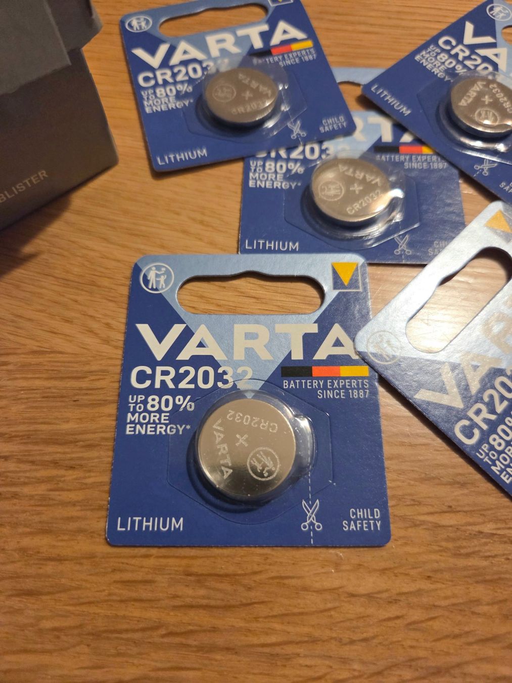 Varta Accus & piles: 10 Apple AirTag Lithium Batteries Replacements – Neuf avec emballage d'origine à Wallisellen par SwissTreeDee 1