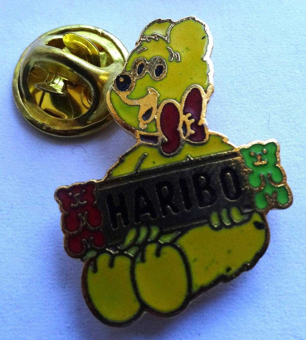 Placchette & Badge: Pin HARIBOR Bär Deddy – Usato da Utzenstorf venduto da BUtter81