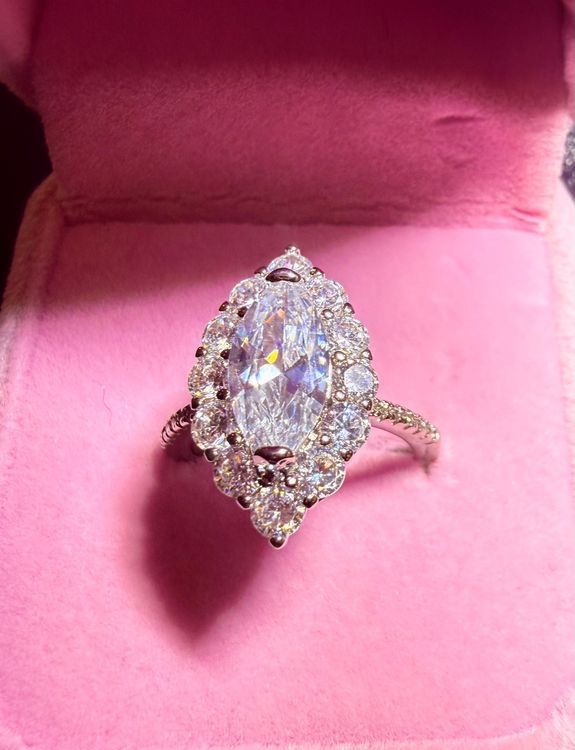 Altri gioielli: Ensemble de bijoux avec perle et diamants – Nuovo e nell'imballaggio originale da St-Maurice venduto da Sandrinette123 4