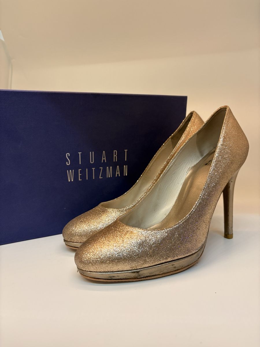 Stuart Weitzman Chaussures femmes: Stuart Weitzman Glitterswoon Pump Gold Glutter Eu 38.5 – D'occasion à Wollerau par Florencio.M