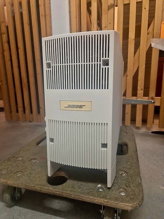 Bose Amplificatori: Bose Home Entertainment Sound System, Subwoofer – Usato da Basel venduto da destiny2010