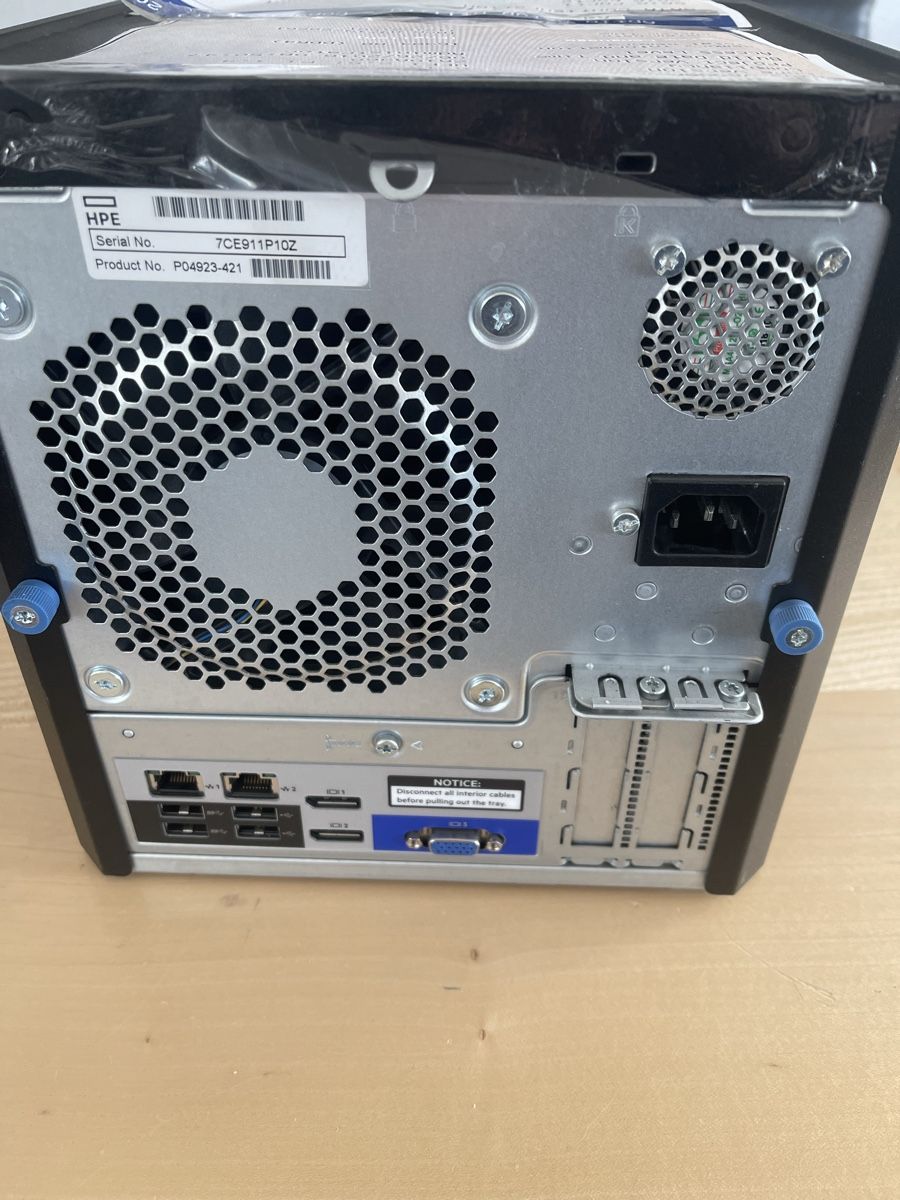 Hewlett Packard Server: HPE ProLiant MicroServer Gen10 gebraucht 16GB RAM – Gebraucht aus Wängi von Bmo 2