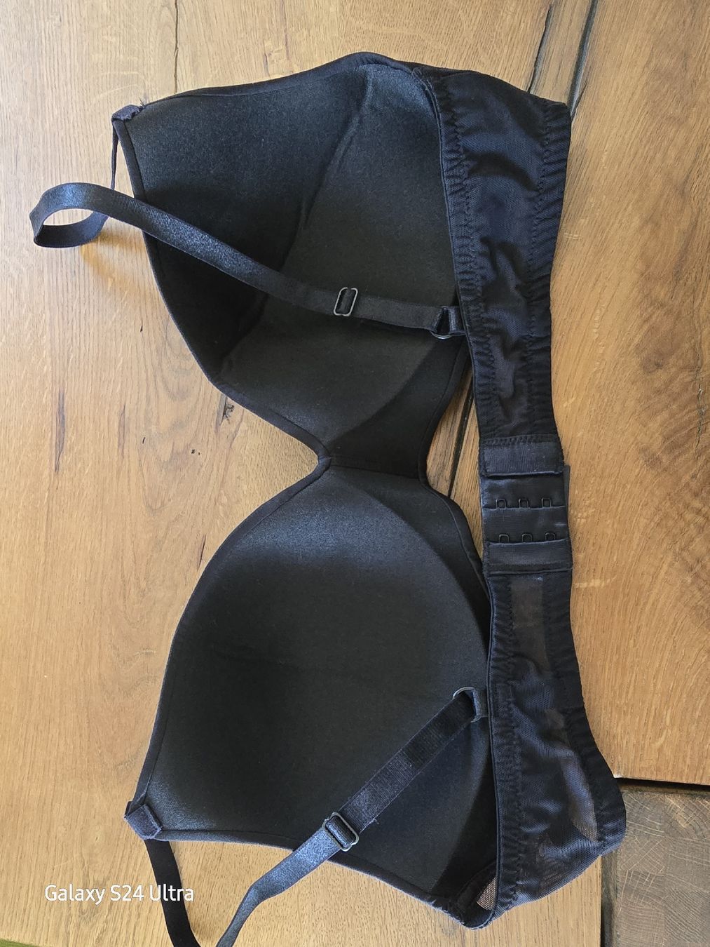 H&M Altra biancheria intima: Schwarzer H&M BH, Grösse 85B - schwarz – Usato da Kloten venduto da Salentina64 1
