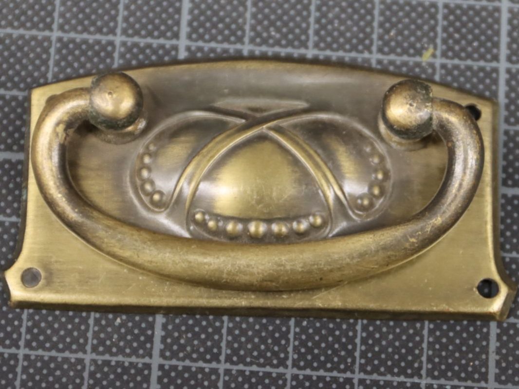 Ferramenta: Jugendstil Nachttischgriff / Kommodengriff / Fallgriff – Usato da Emmetten venduto da Super008 3