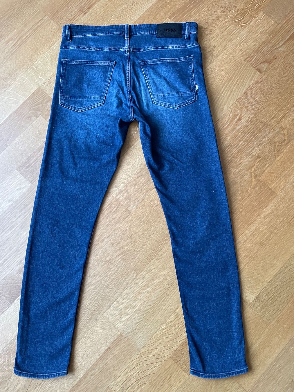 Hugo Boss Jeans: Hugo Boss Jeans, Grösse 31/32 – Usato da Spiez venduto da bartgeier02 1