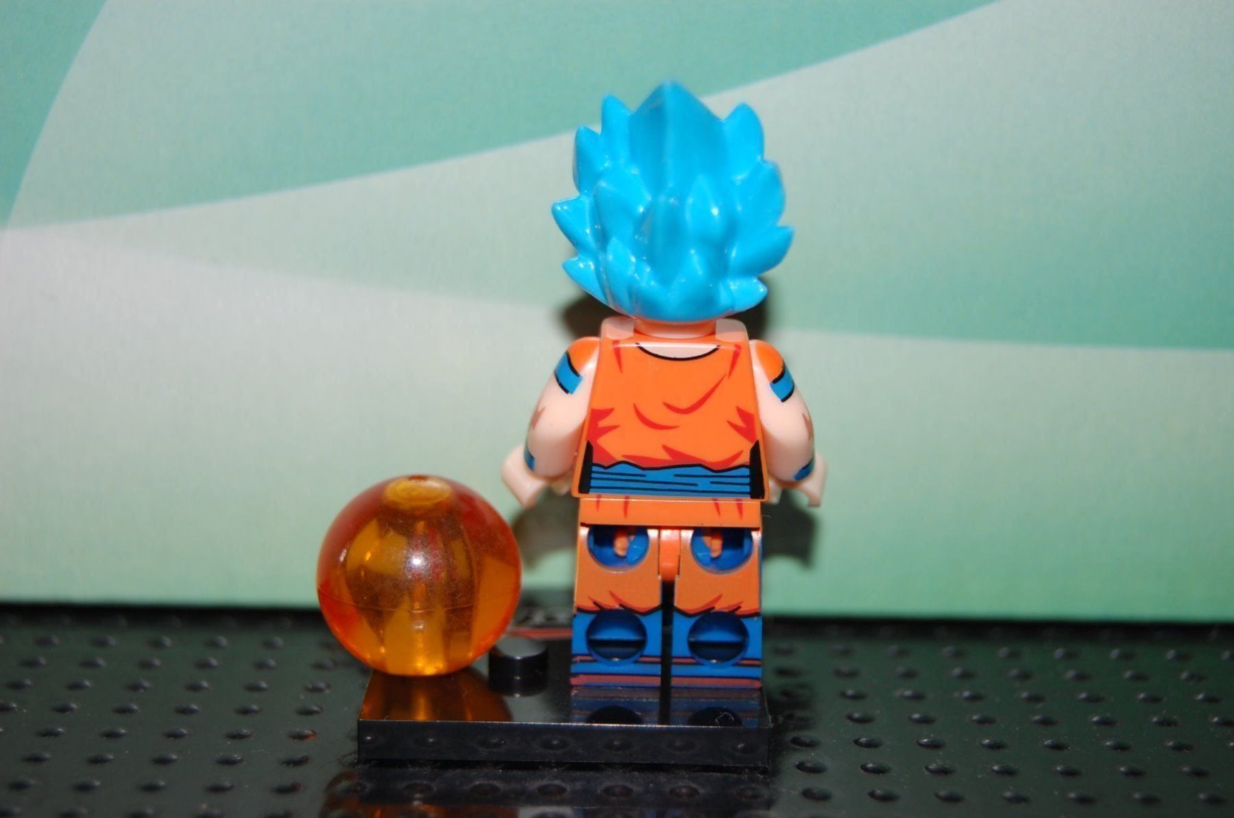 Kit di costruzioni: Dragon Ball Minifigur Son Goku Blue – Usato da Basel venduto da Don-Angel 1