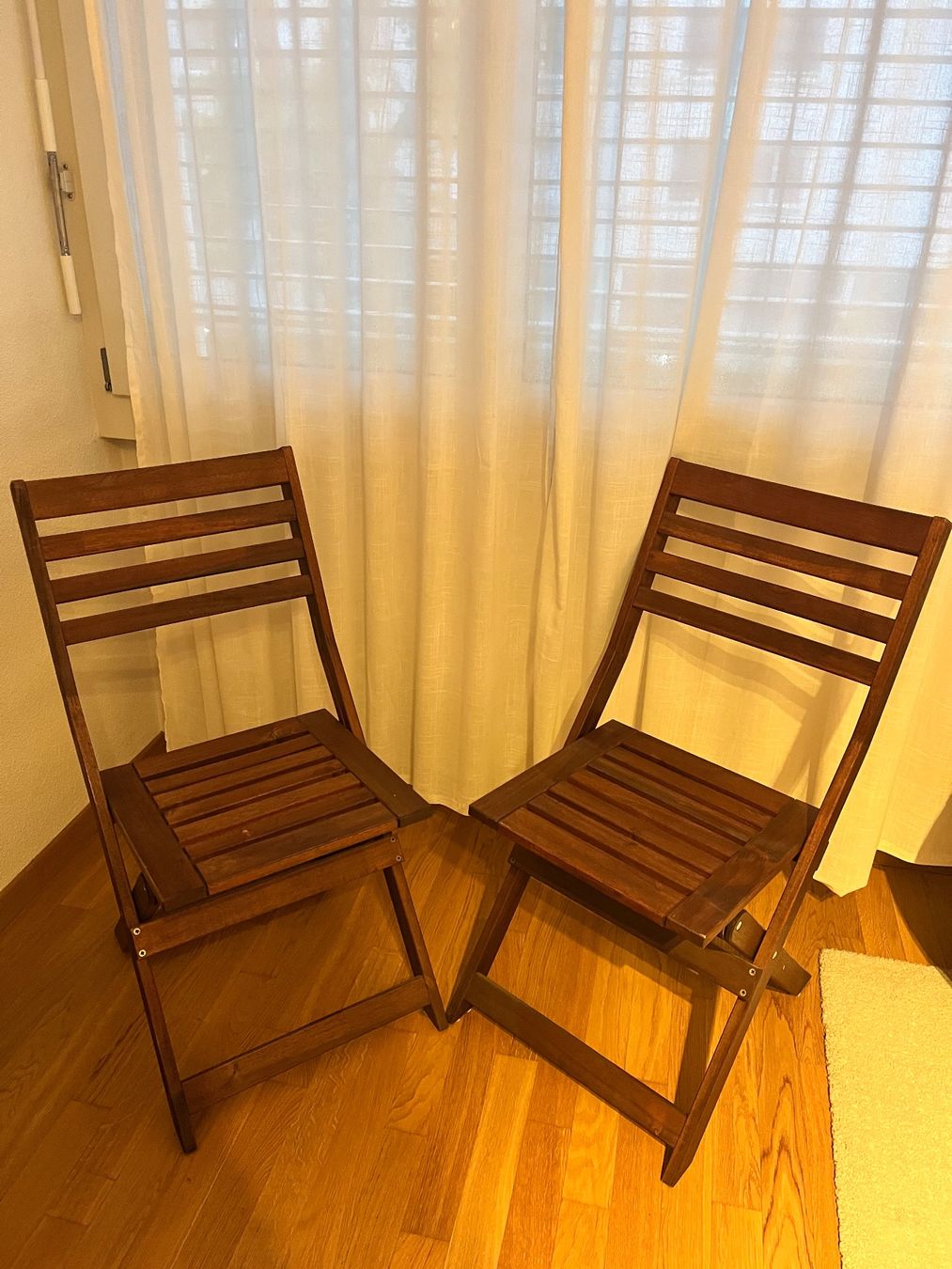 Ikea Sedie: 2 outdoor Chairs – Usato da Bern venduto da mel_5xlj