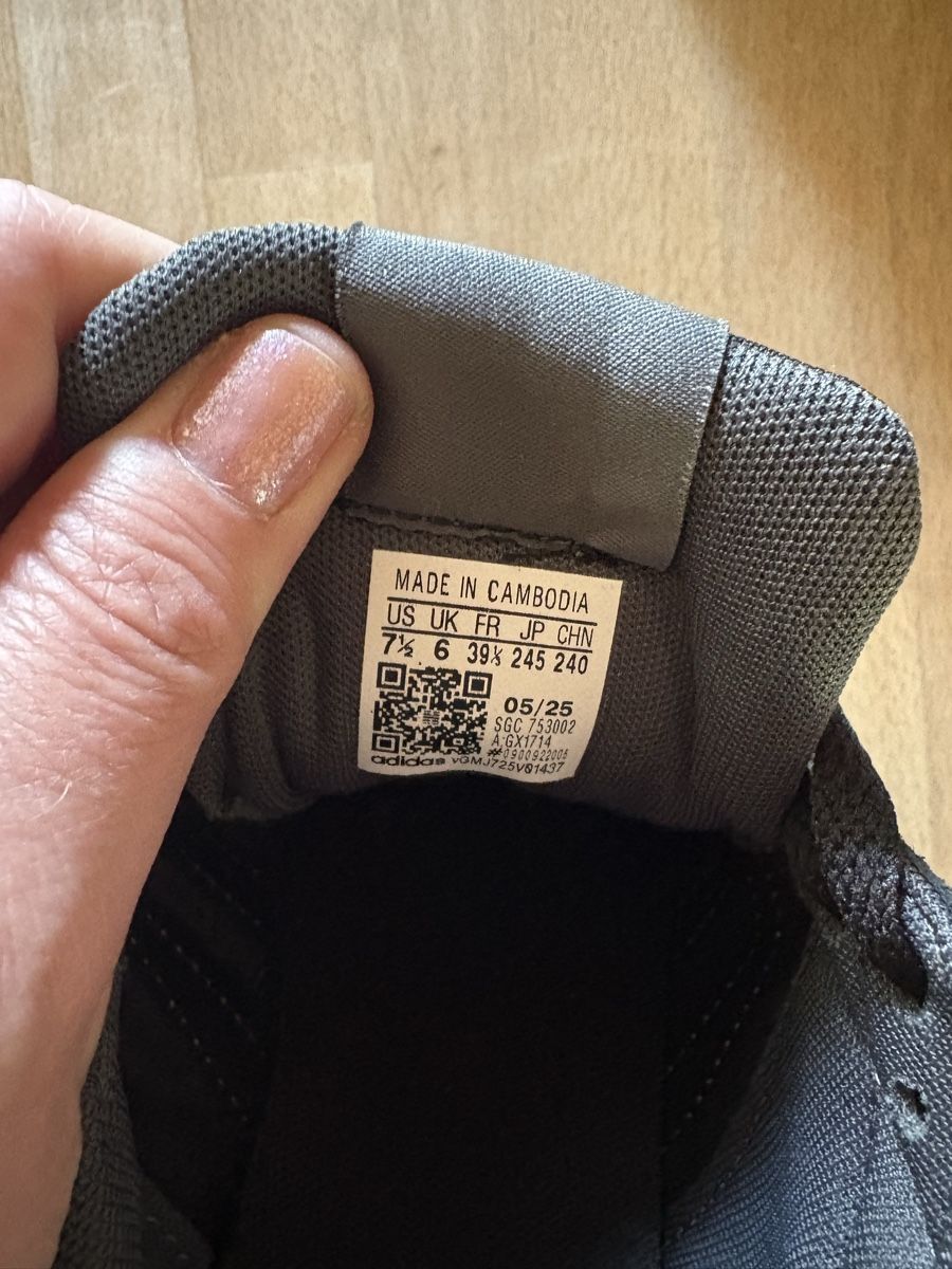 Adidas Scarpe da donna: Adidas RUN 60s 2.0 Turnschuh – Usato da Milken venduto da Miwa12 2