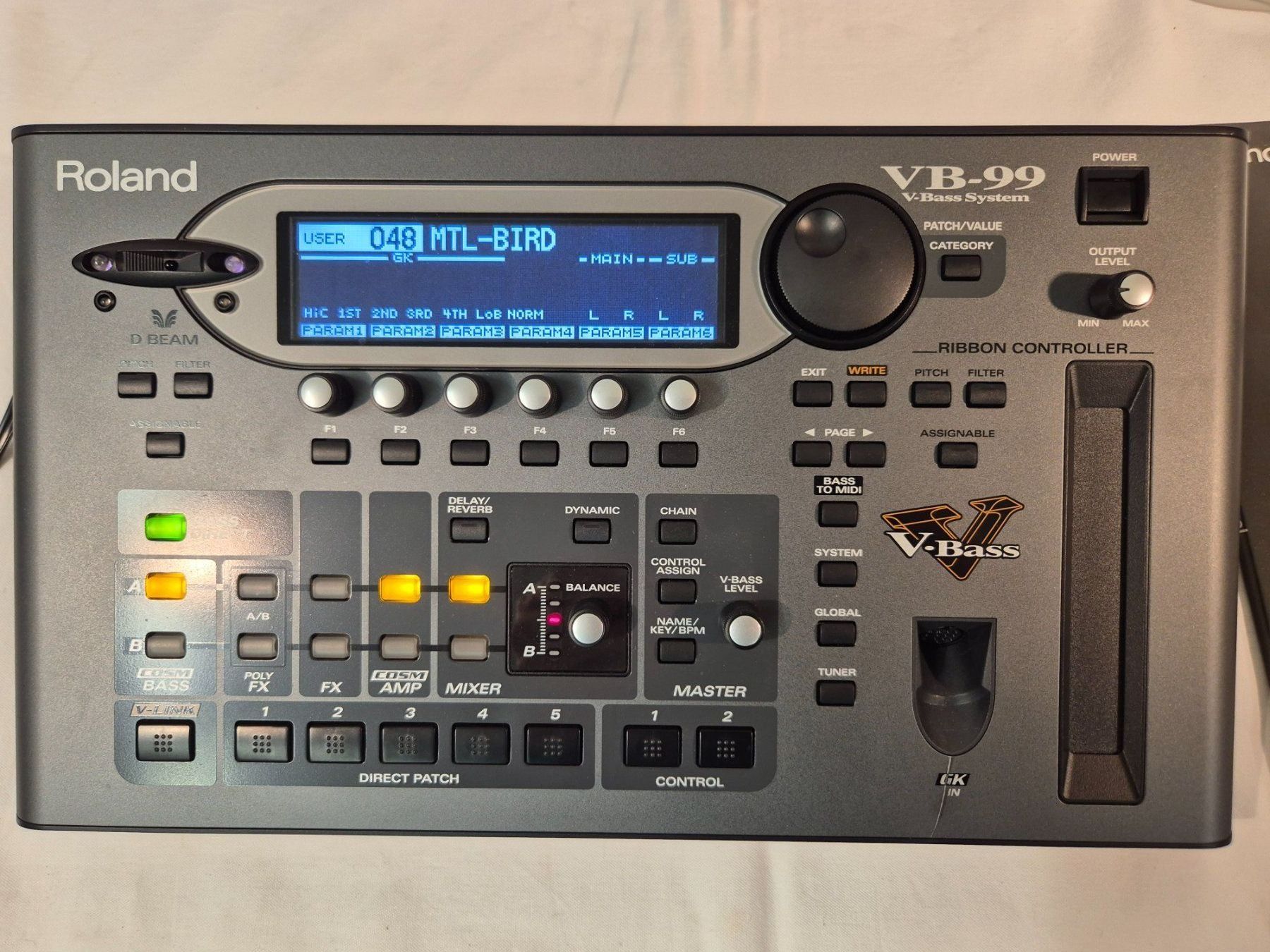 Roland Strumenti musicali: Roland VB-99 Virtual Bass System/Effektgerät – Usato da Zénauva venduto da Alois6 2
