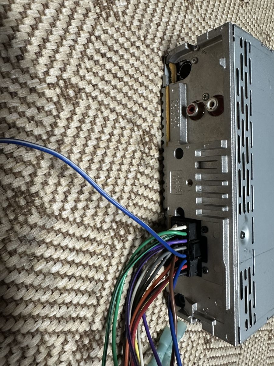 Sony Radio: Autoradio SONY CDX-GT420U avec télécommande usagé – Usato da MASSONGEX venduto da Luluone 3