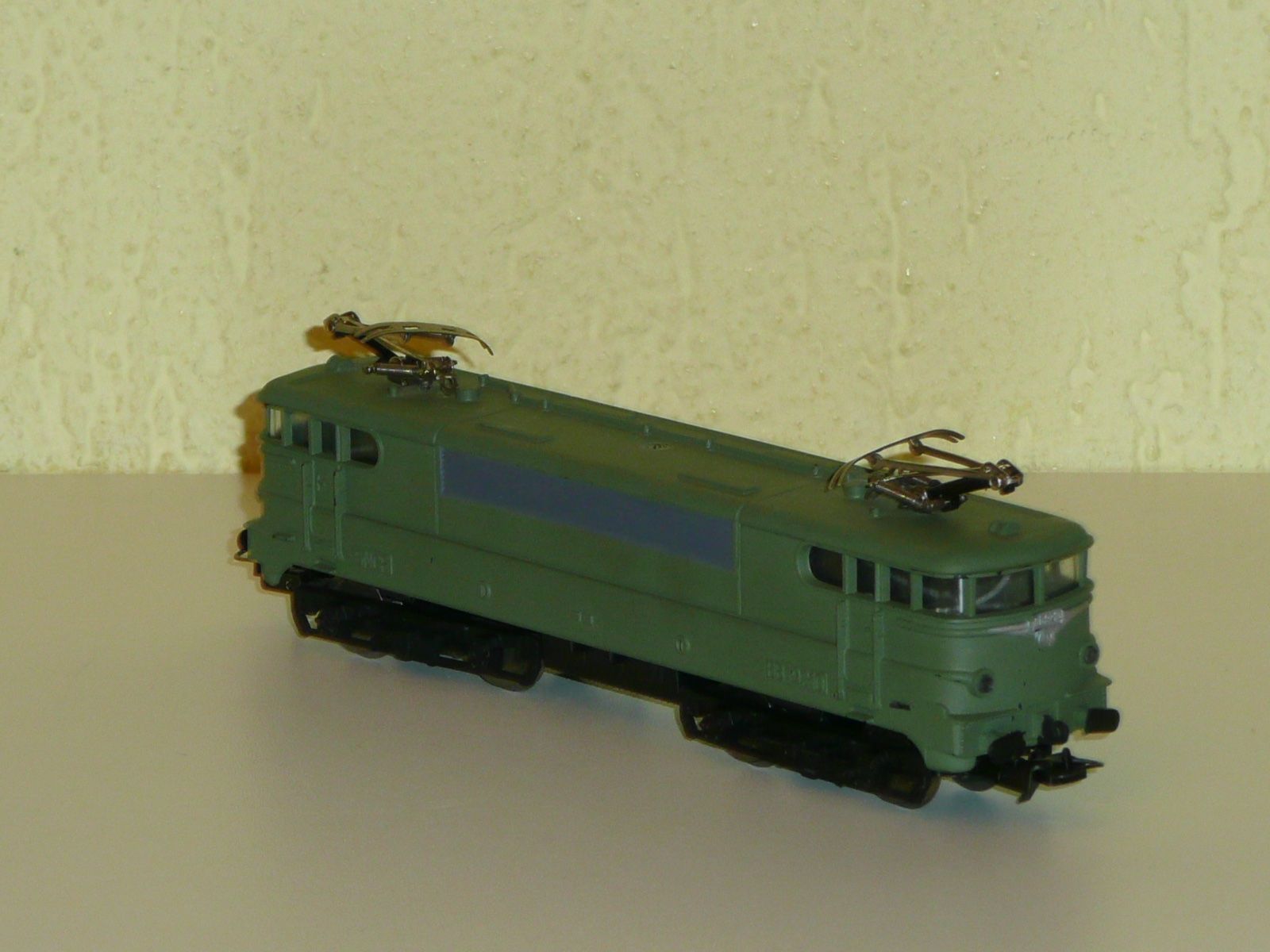 Lima Modellini di ferrovie: Lima E-Lok " SNCF BB9210 " – Usato da Kriens venduto da Taurus12 2