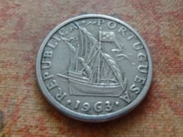 PORTUGAL  2.5  Escudos  1963  (P)