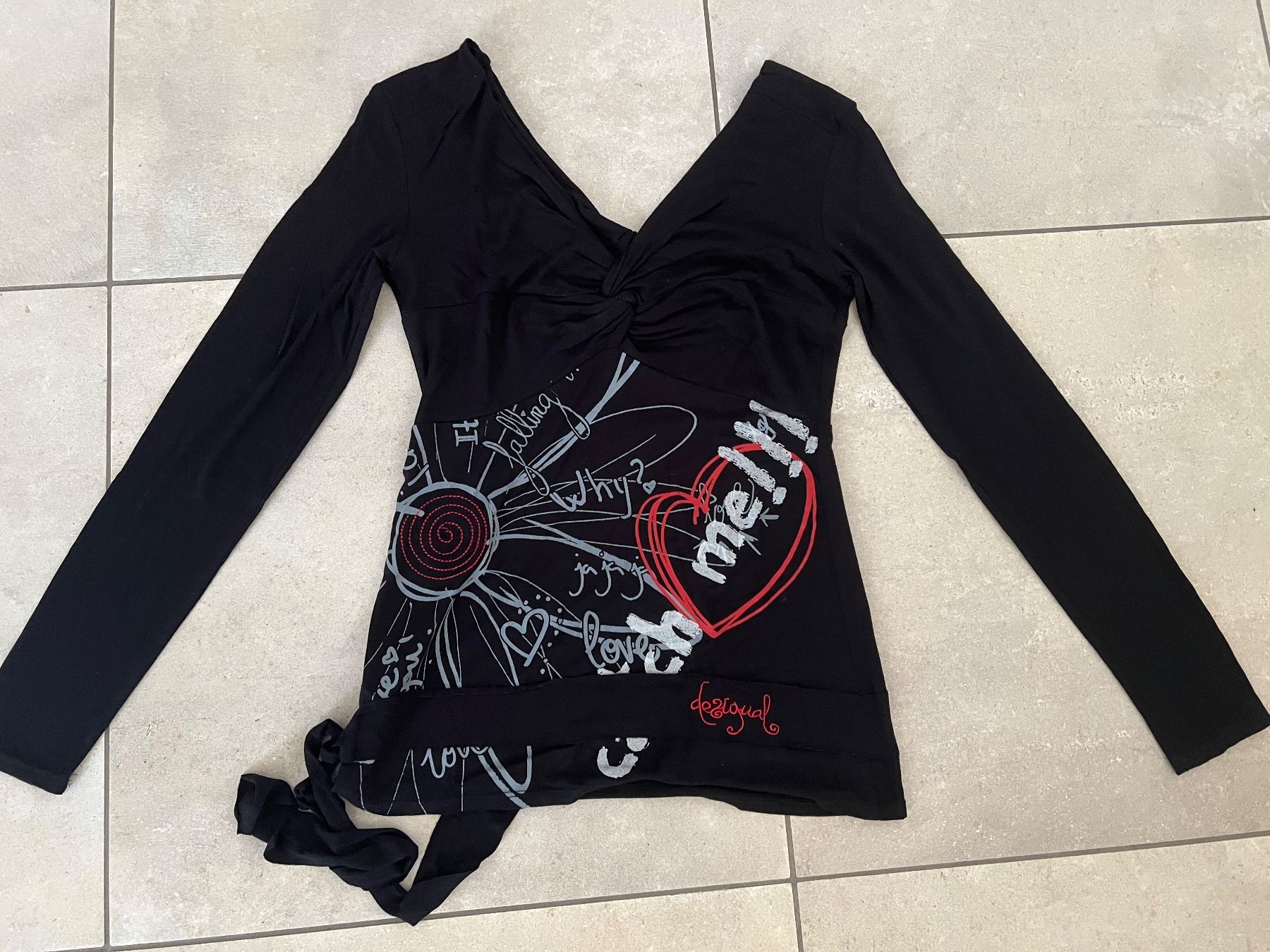 Desigual T-shirts: Desigual Gr. S – D'occasion à Münchenbuchsee par dani1113 1