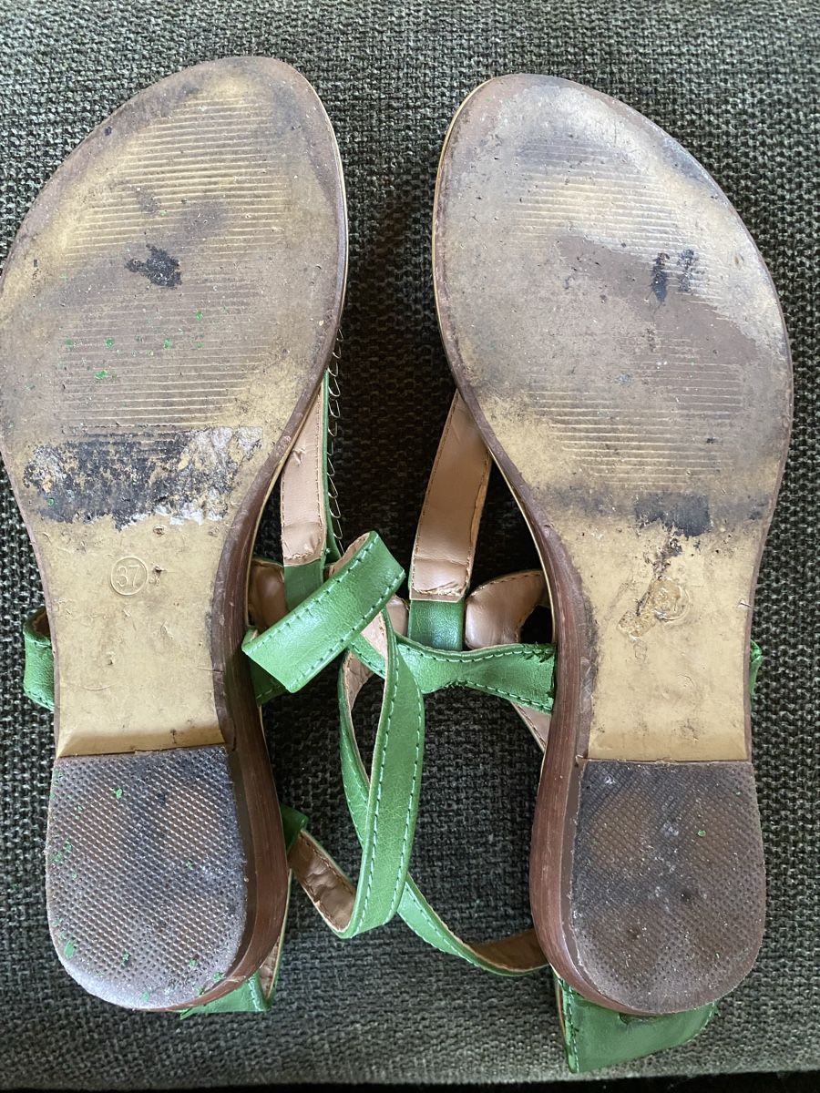 Scarpe da donna: Offene Sandalen Gr. 37 in grün – Usato da Ebertswil venduto da shushuj 2
