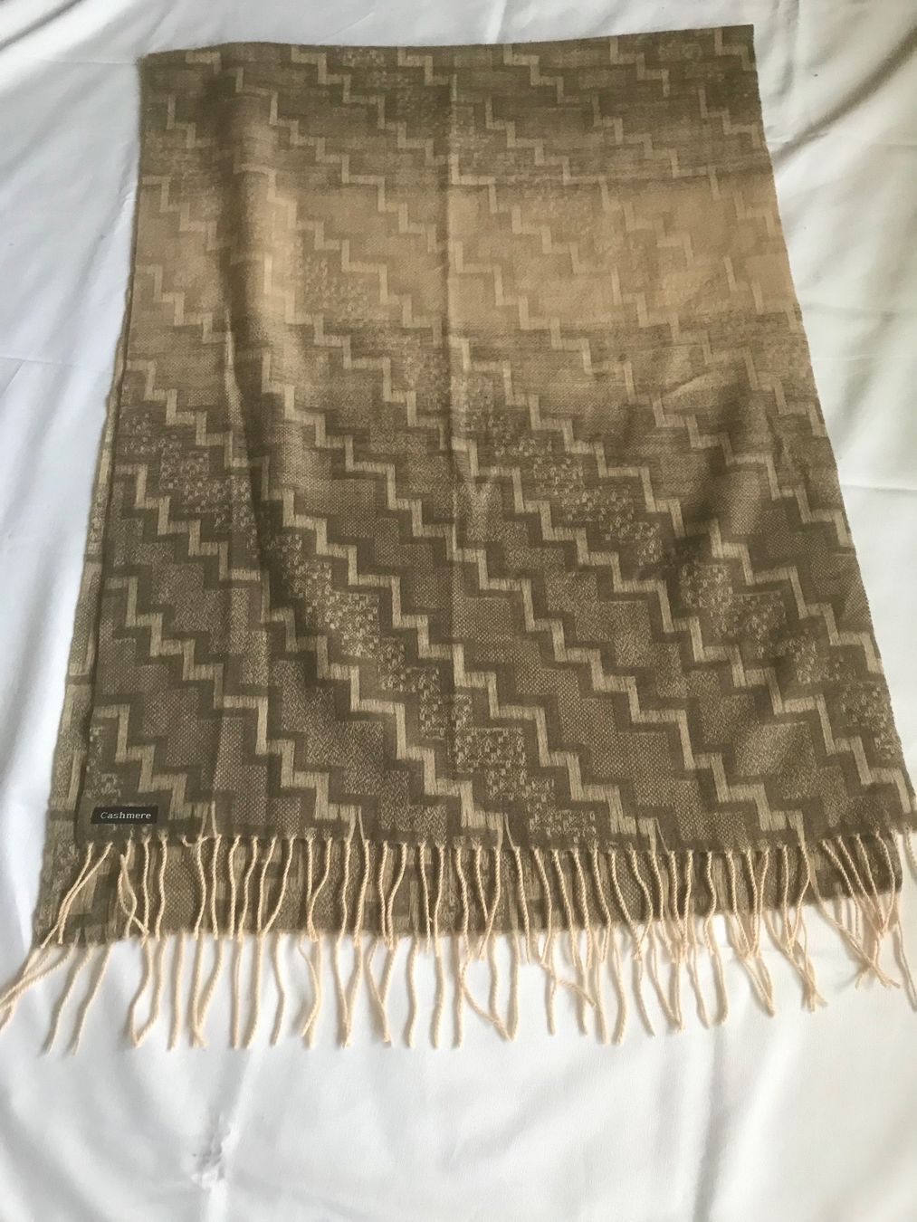 Foulard & Sciarpe: Cashmere- Schal NEU – Nuovo e nell'imballaggio originale da Zürich venduto da pie_9tng