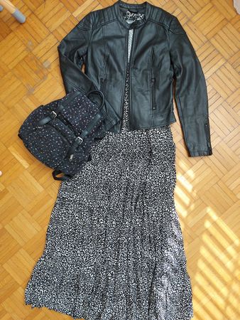 Jacke, Kleid, Rucksack