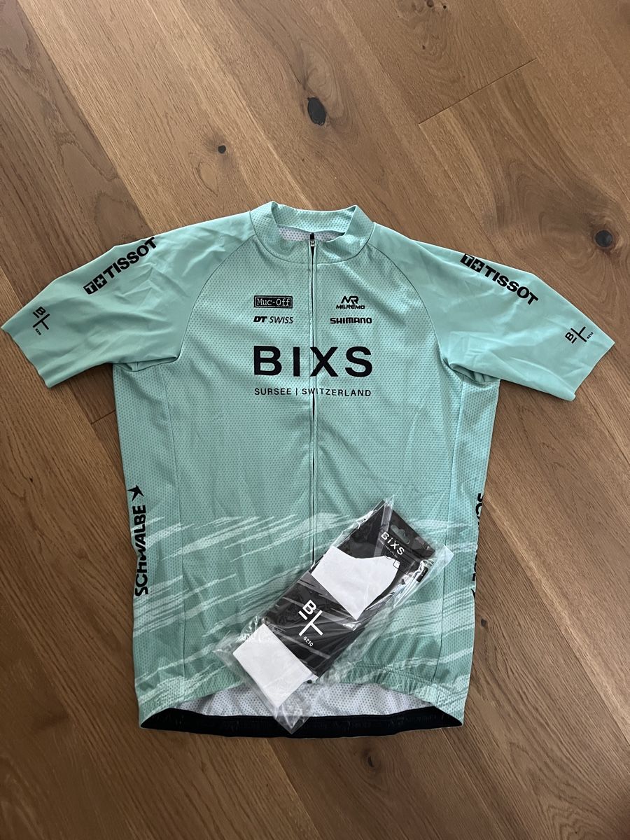 Canottiere & Pantaloni: Radtrikot kurzarm BIXS Performance Race Team mit Socken – Nuovo (secondo la descrizione) da Inwil venduto da Pphilm