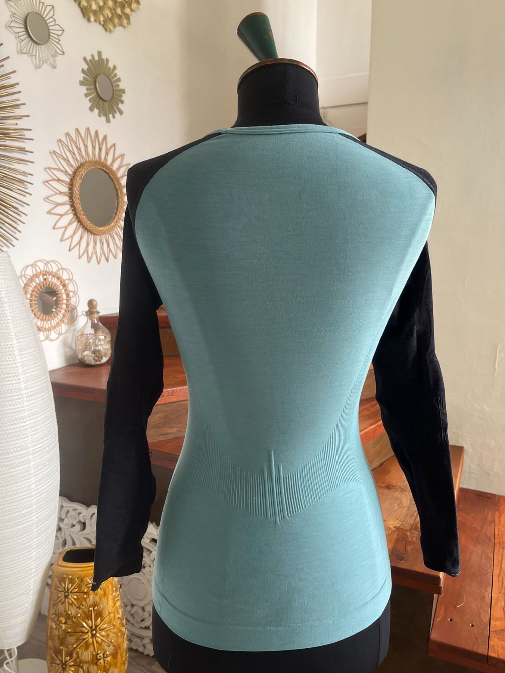 Falke Maglioni & Felpe: Pull de sport FALKE S – Usato da Seiry venduto da vanille08 4