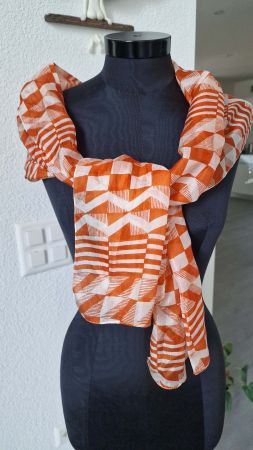 Seiden-Schal in schönem Orange