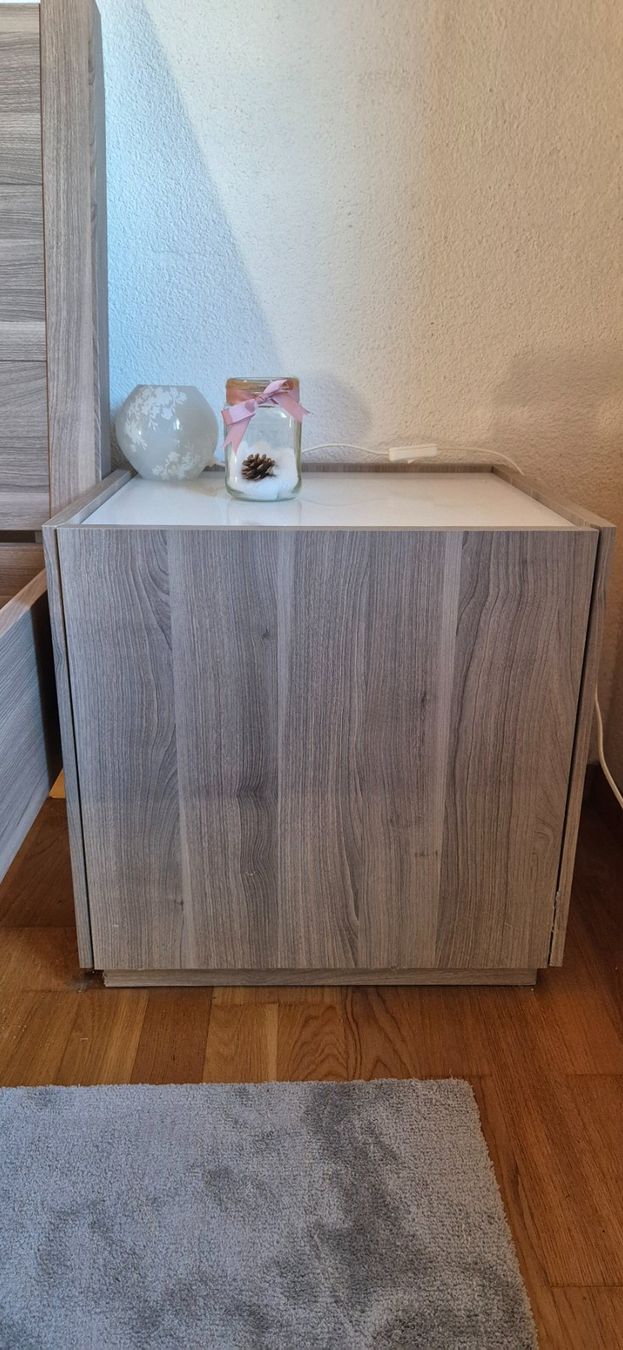 Ikea Comodini: IKEA Nyvoll Nachttisch – Usato da Lampenberg venduto da Sunshine824