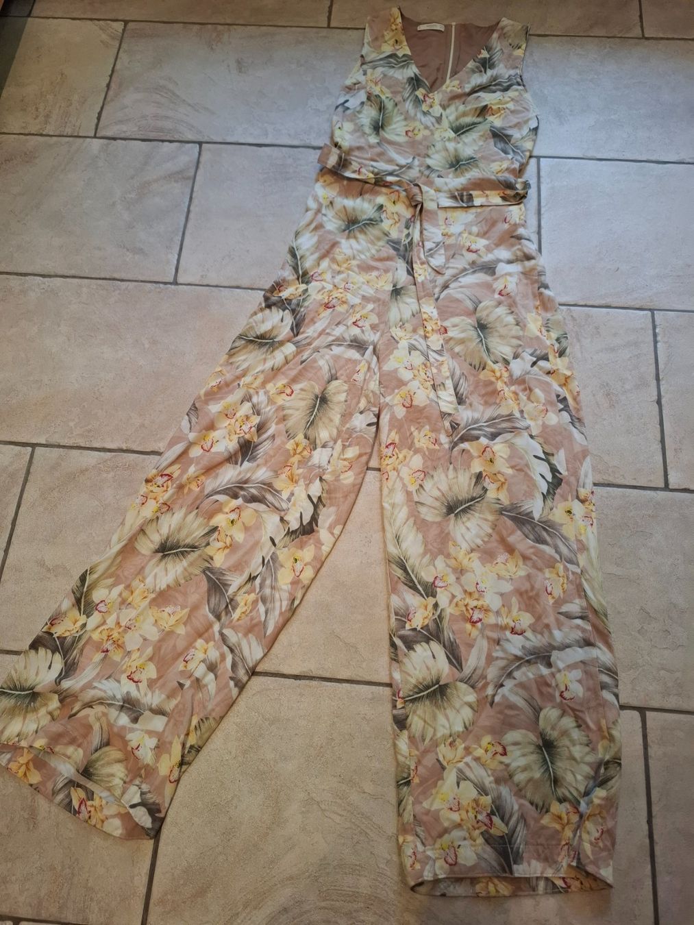 Mango Jumpsuits: Overall von Mango / L – Gebraucht aus Wenslingen von kasjupeia 3