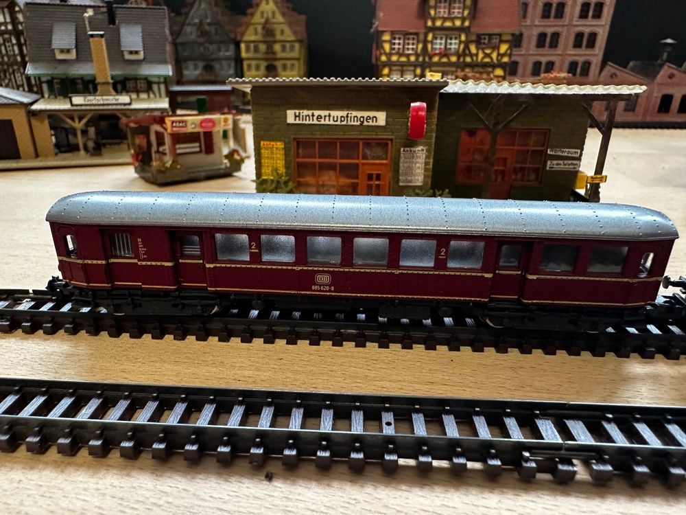 Roco 2160A Spur N Elektro-Triebwagen BR 485/885 der DB