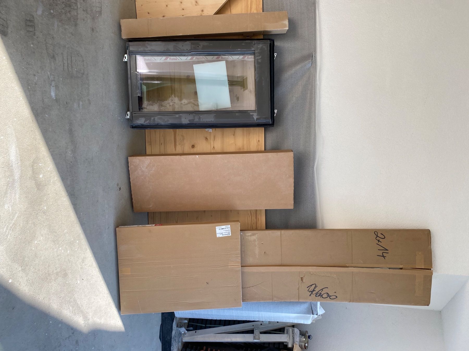 Finestre: Neuwertiger Roto Dachfenster kompletset – Nuovo e nell'imballaggio originale da Gelterfingen venduto da inf_5sc6 1
