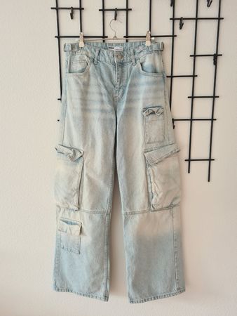 Bershka Cargo Jeans Denim hellblau, Grösse 36 - Sommer!