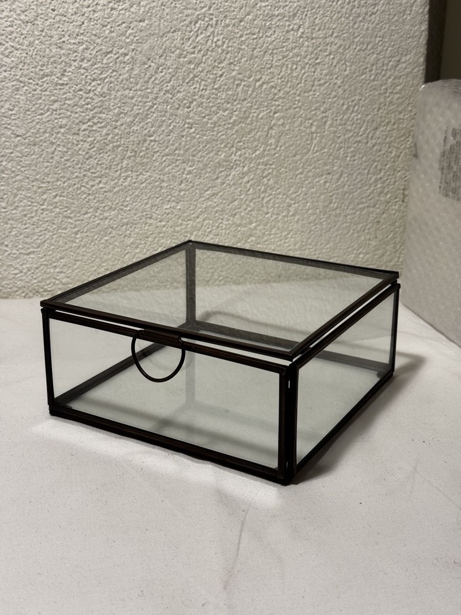 Tutte le decorazioni: Dekorative Glasbox mit bronzefarbenem Rand, Neu! – Usato da Stüsslingen venduto da leo_nzh6 6