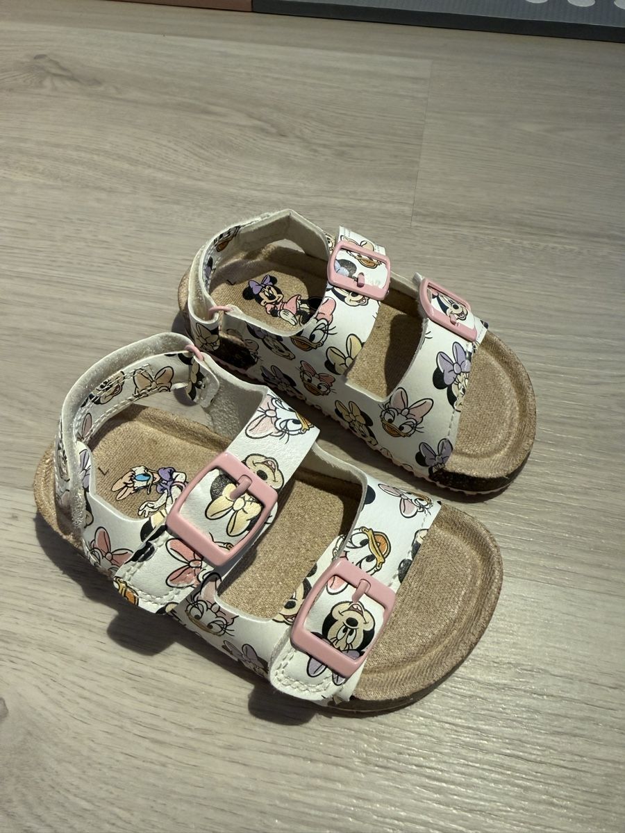 Next Scarpe per ragazze: Disney Sandals, Next Size 24 – Usato da Goldswil venduto da ste_xtr5