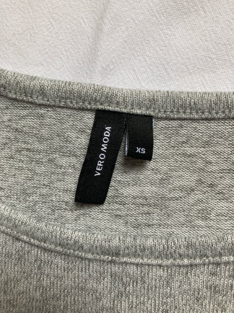 Maglioni & Felpe: Leichter Pullover – Usato da Oberbipp venduto da Campanula 1