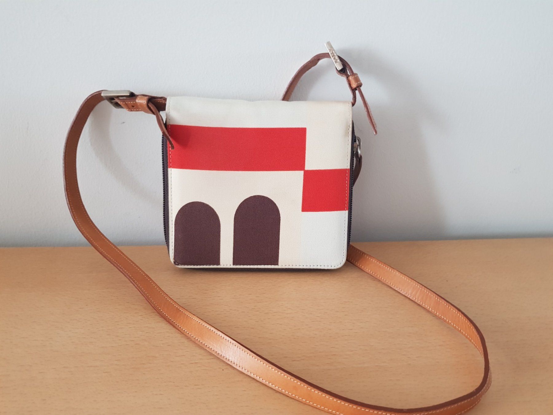 Bally Borse da donna: Bally Umhängetasche / Portemonnaie – Usato da Basel venduto da Birs868 1